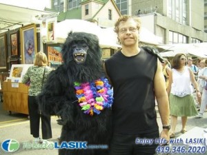 Lones with gorilla